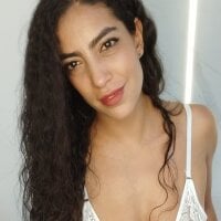 CURLY_LATINA_ - Live now on Stripchat