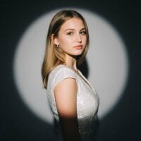 TawnyaVanschaick - Live now on Stripchat