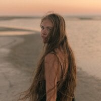 Sarah_HS - Live now on Stripchat