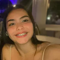 SophieRoyals - Live now on Stripchat