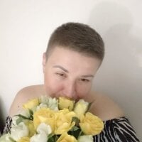 Annet1912 - Live now on Stripchat