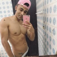 Cristian_salass - Live now on Stripchat