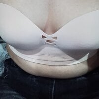 nat-tri - Live now on Stripchat