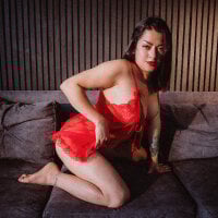 emily_jk - Live now on Stripchat