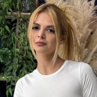 LenitaTumblin - Live now on Stripchat