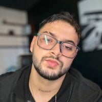 Andrew_Brown - Live now on Stripchat