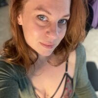 Peaches_N_Kreme - Live now on Stripchat